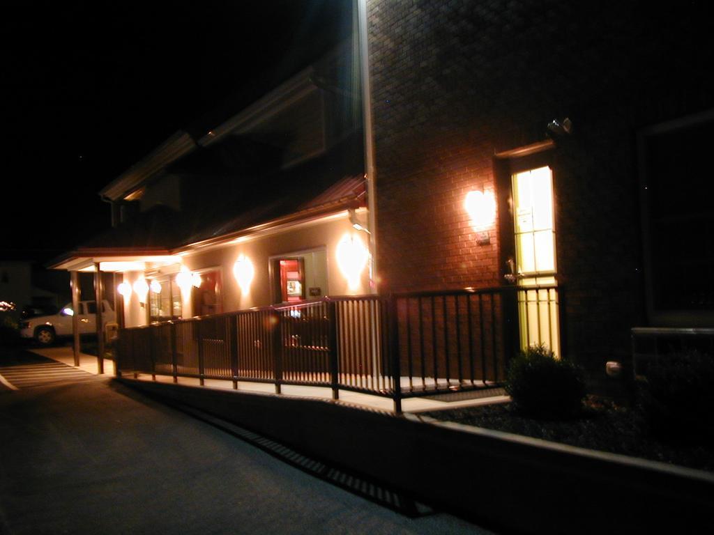 Hotel Dushore Extérieur photo