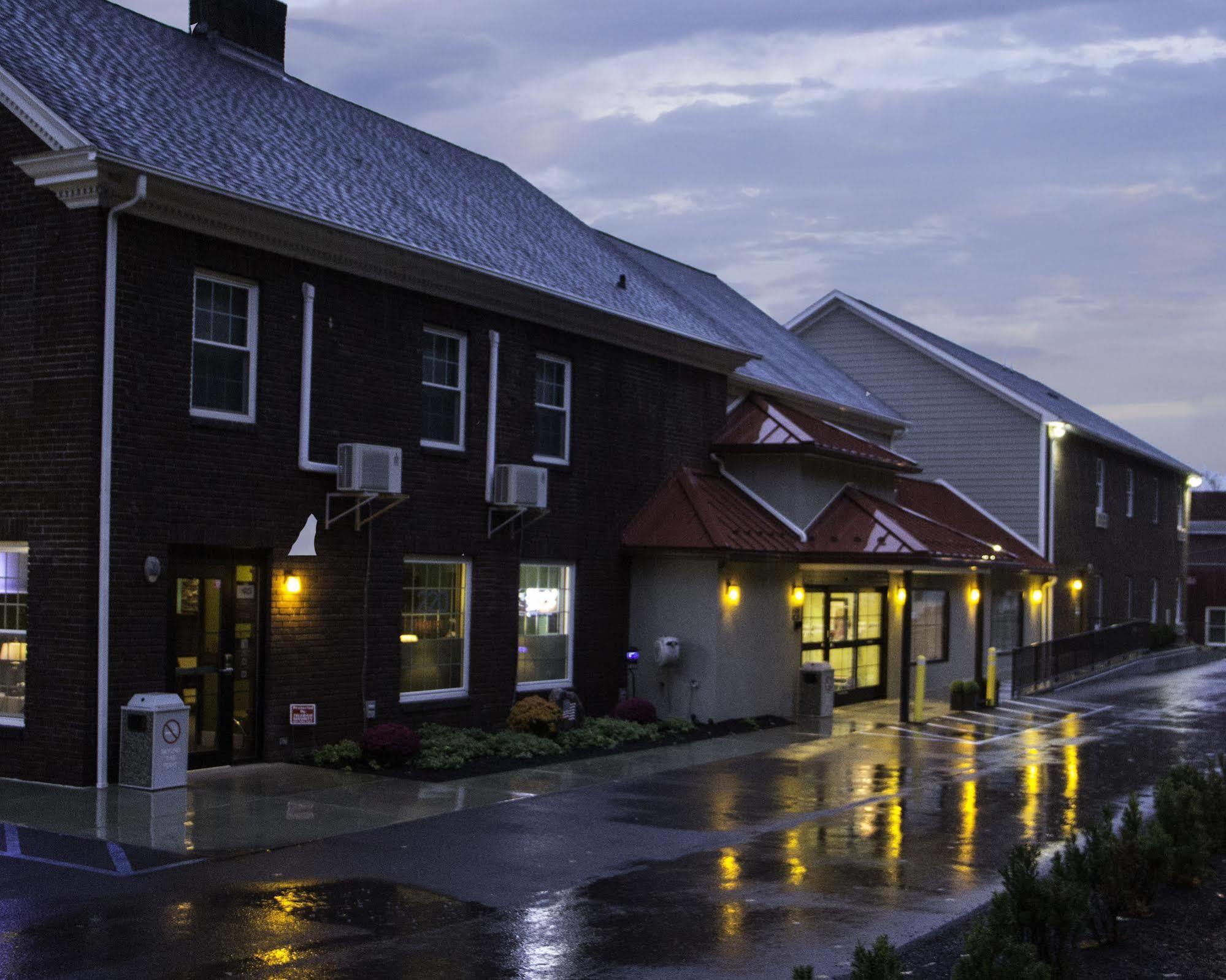 Hotel Dushore Extérieur photo